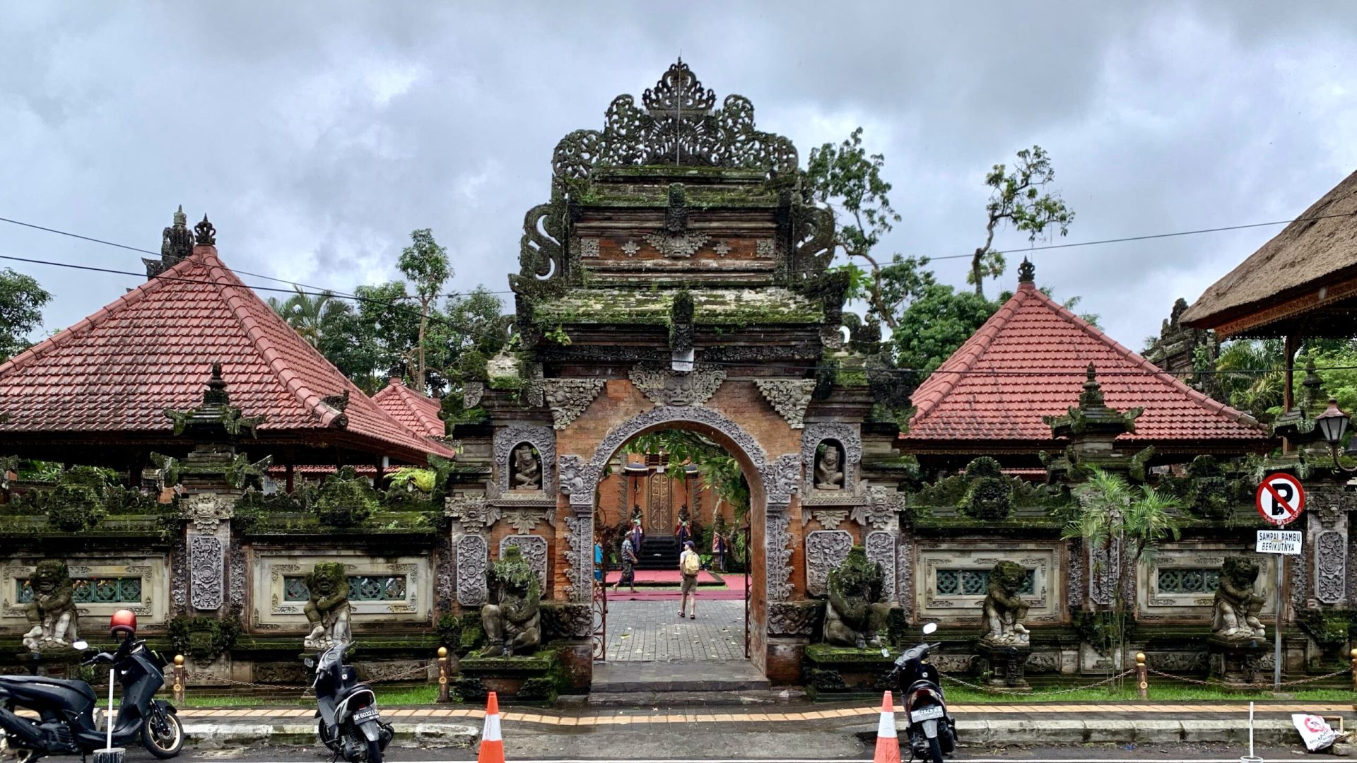 Ubud_Palace